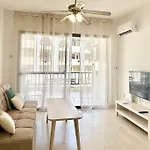 דירה Sun Julz - Byzantium Garden-1 Bedroom פאפוס